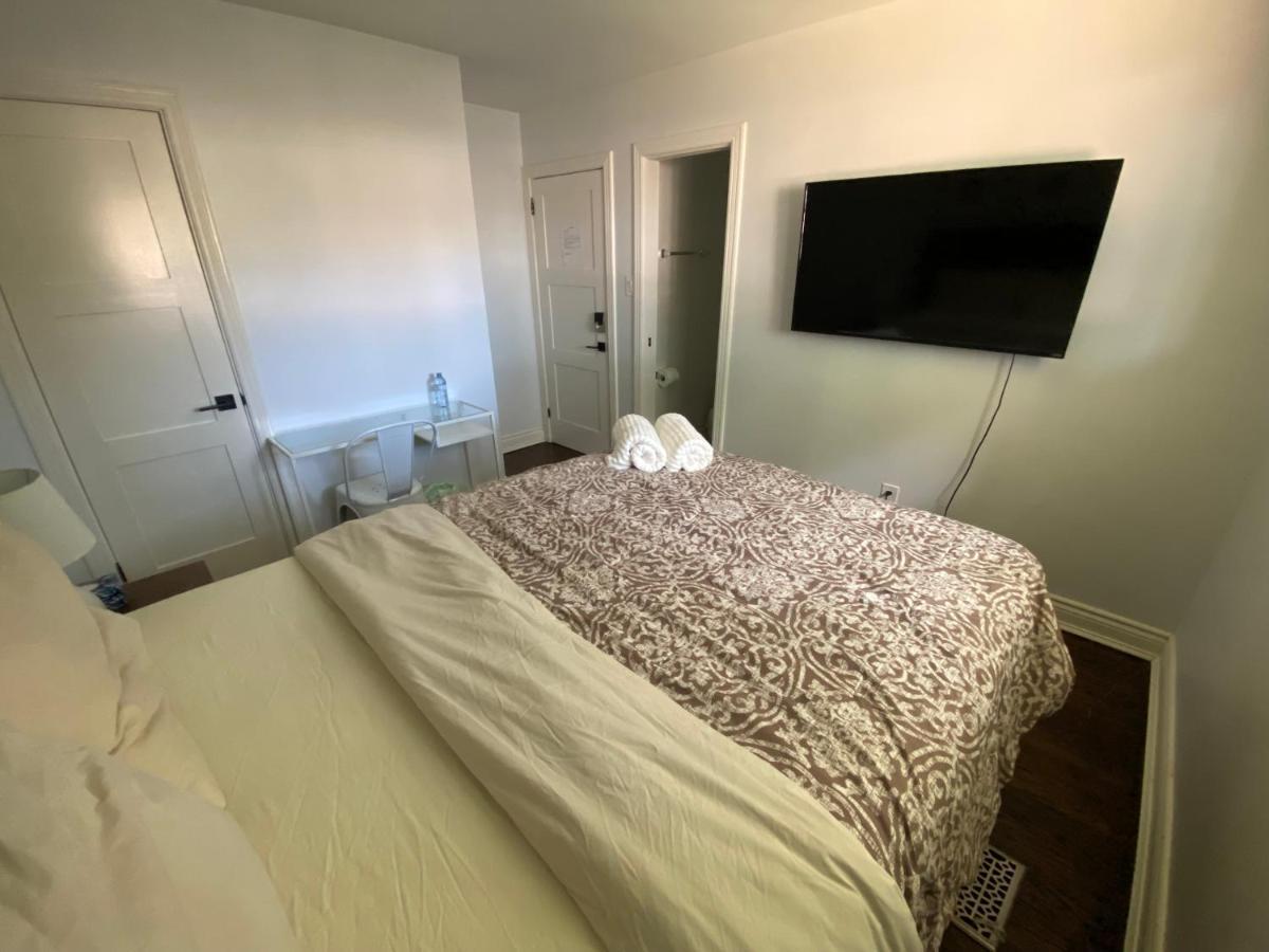 Yonge And Finch Subway !P Cozy & Quiet Private Bdr With Private Bathroom Toronto Esterno foto