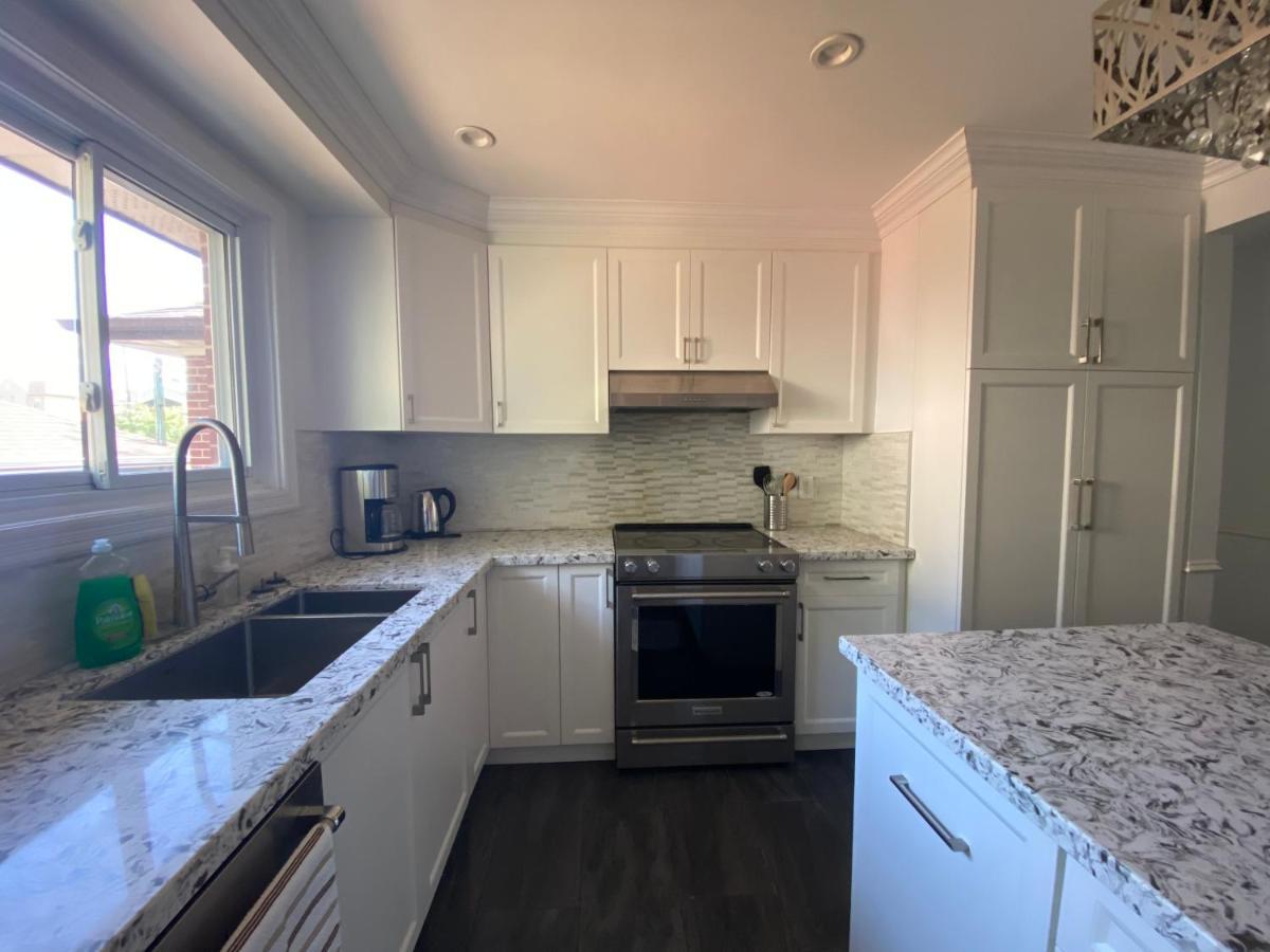 Yonge And Finch Subway !P Cozy & Quiet Private Bdr With Private Bathroom Toronto Esterno foto