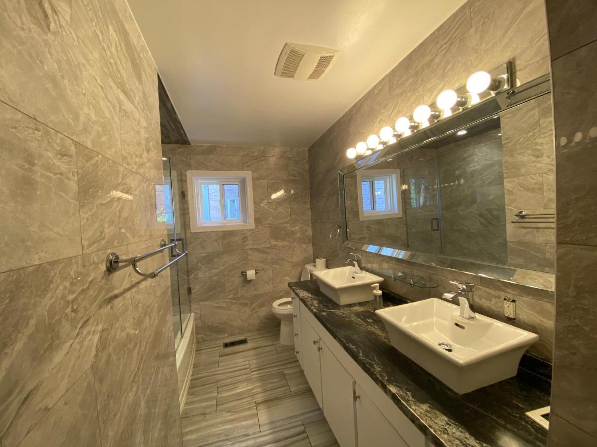 Yonge And Finch Subway !P Cozy & Quiet Private Bdr With Private Bathroom Toronto Esterno foto